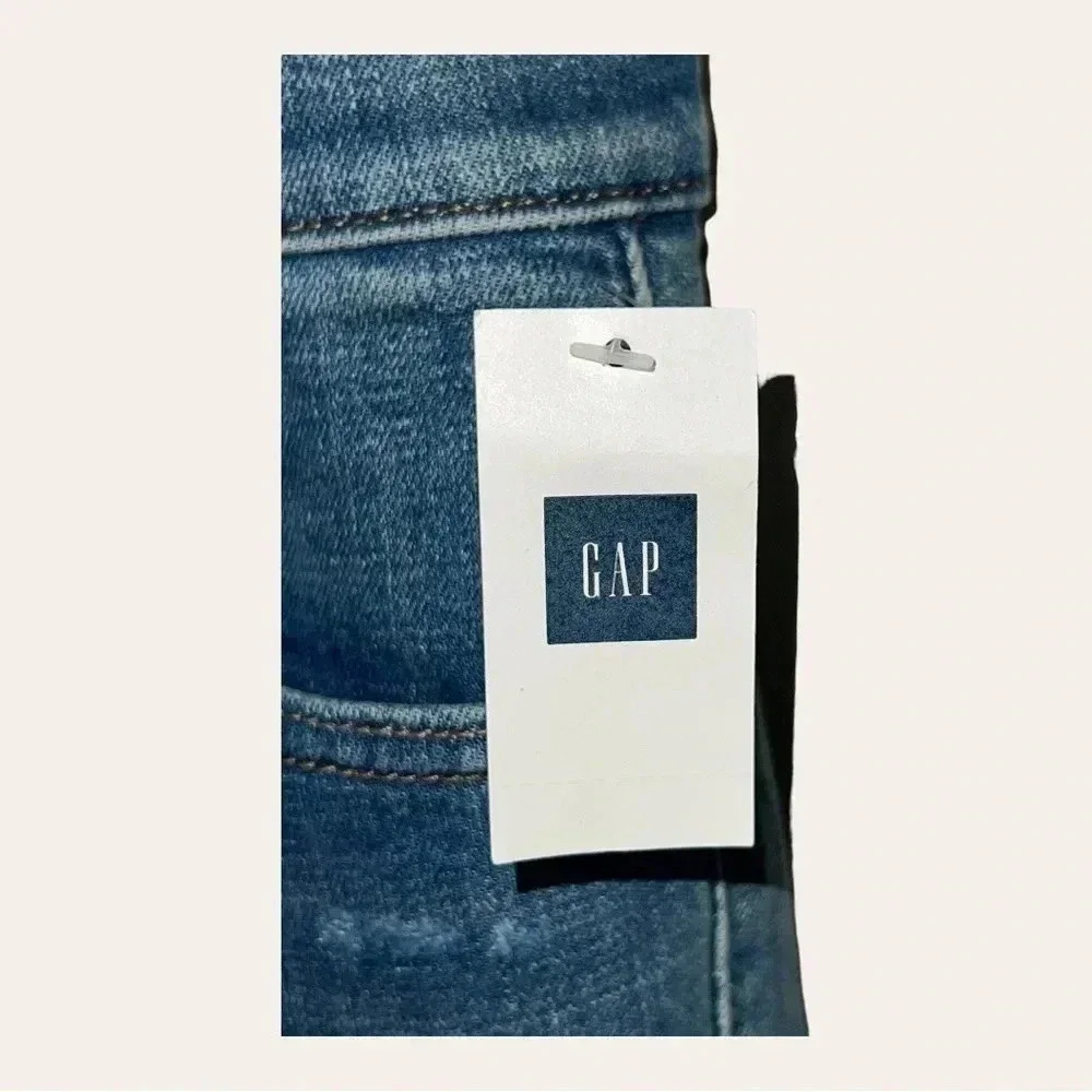 0826. GAP DENIM JEANS 26‎ REGULAR REAL STRAIGHT DISTRESSED WITH PLAID PATCHES